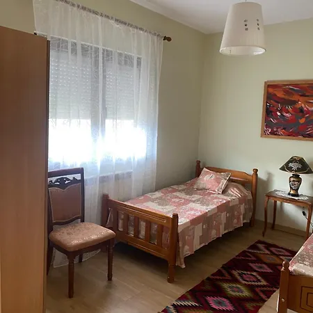Apartment Comfy Spacious Tirana